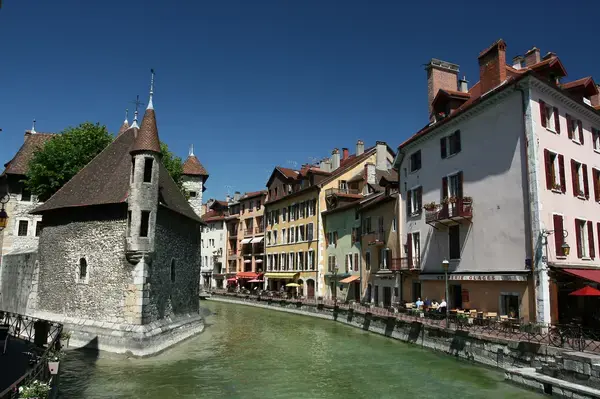 Abri Piscine Télescopique Achat abri de piscine Annecy
