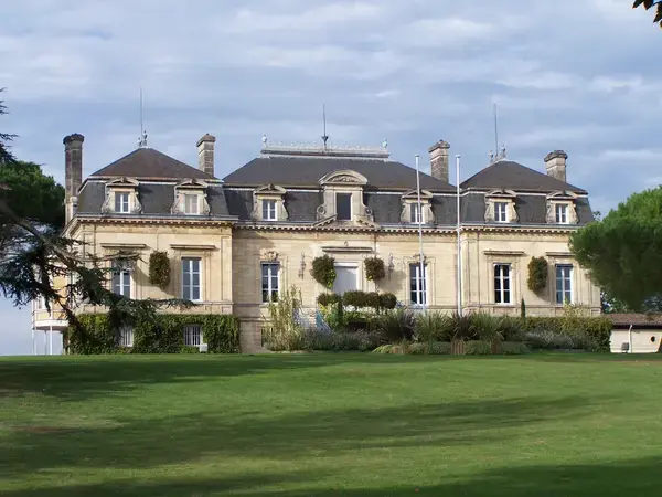 Abri Piscine Télescopique Achat abri de piscine Artigues-près-Bordeaux