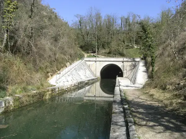 Abri Piscine Télescopique Achat abri de piscine Dompierre-sur-Mer