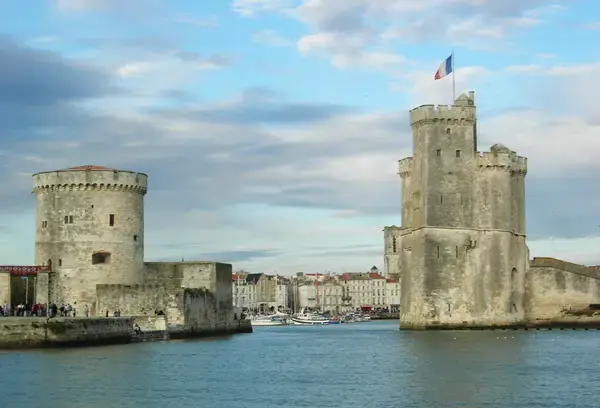 Abri Piscine Télescopique Achat abri de piscine La Rochelle