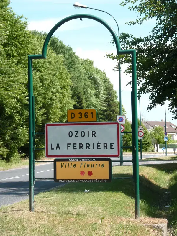 Abri Piscine Télescopique Achat abri de piscine Ozoir-la-Ferrière