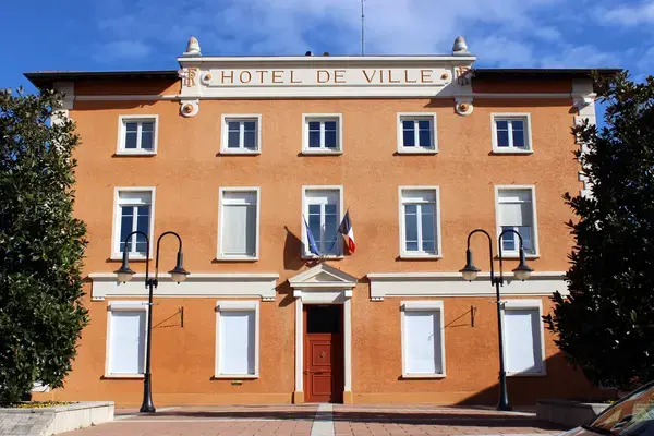 Abri Piscine Télescopique Achat abri de piscine Saint-Quentin-Fallavier